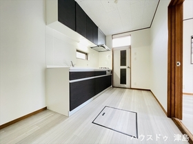 ※●津島市百町字みどり台　中古一戸建て
