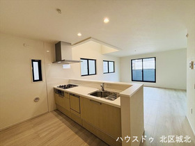 リガーレ名古屋市北区柳原1期　全4棟　2号棟　新築一戸建て