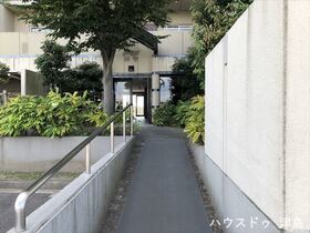 アベニュー神守