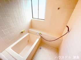 ●津島市東中地町1丁目　中古一戸建て