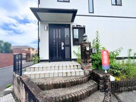 四日市市東日野2丁目　中古一戸建て