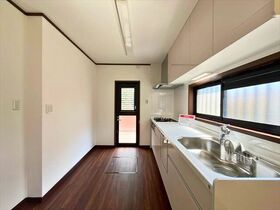 四日市市東日野2丁目　中古一戸建て