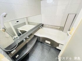 ●ローレルコート弥富東