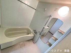 ※●ロイヤルマンション津島III