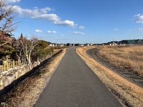●四日市市釆女町　建築条件なし土地