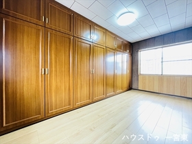 一宮市浅井町前野字郷前　中古一戸建て