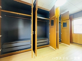 一宮市浅井町前野字郷前　中古一戸建て