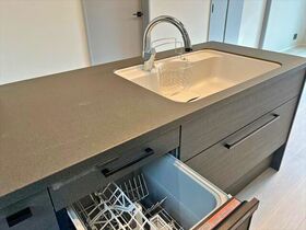 四日市市あがたが丘1丁目　中古一戸建て