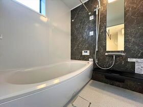 四日市市あがたが丘1丁目　中古一戸建て