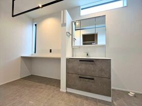 四日市市あがたが丘1丁目　中古一戸建て