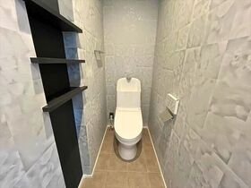 四日市市あがたが丘1丁目　中古一戸建て