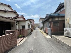 四日市市川島町　建築条件なし土地