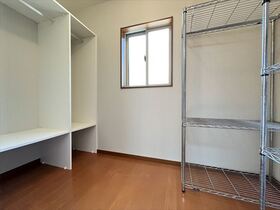 ●三重郡菰野町大字千草字西江野　中古一戸建て