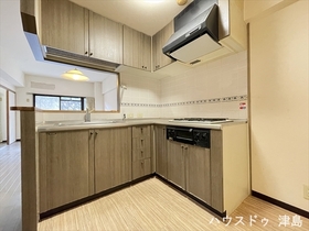 ●宝マンション津島