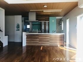 ●一宮市木曽川町里小牧字本茅場　　中古一戸建て