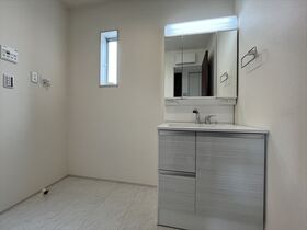 リーブルガーデン四日市市河原田町第8　全6棟　3号棟　新築一戸建て