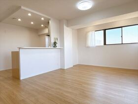 宝マンション稲永