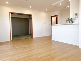 宝マンション稲永