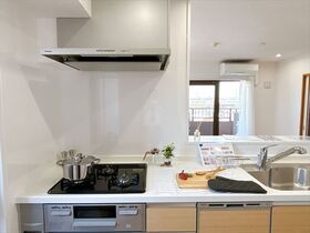 宝マンション稲永