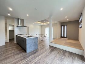 四日市市みゆきケ丘1丁目　中古一戸建て