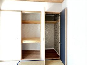 四日市市東坂部町　中古一戸建て