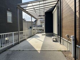 四日市市東坂部町　中古一戸建て