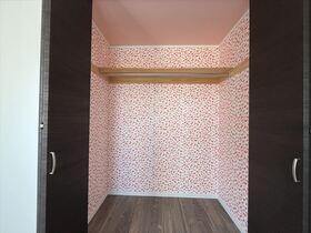 四日市市東坂部町　中古一戸建て