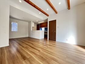 四日市市東坂部町　中古一戸建て