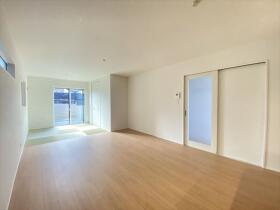 ファーストタウン清須市第4西枇杷島町古城　全4棟　3号棟　新築一戸建て