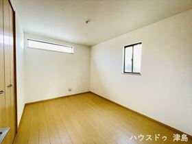 ハートフルタウン弥富市平島東　全3棟　A号棟　新築一戸建て