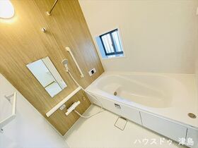 ハートフルタウン弥富市平島東　全3棟　A号棟　新築一戸建て