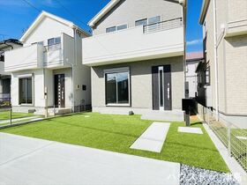 ハートフルタウン弥富市平島東　全3棟　B号棟　新築一戸建て