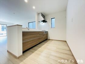 ハートフルタウン弥富市平島東　全3棟　B号棟　新築一戸建て