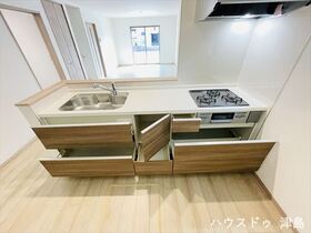 ハートフルタウン弥富市平島東　全3棟　B号棟　新築一戸建て