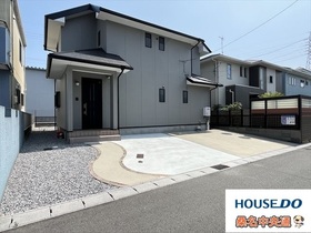 桑名市大字東方字掛越　中古一戸建て