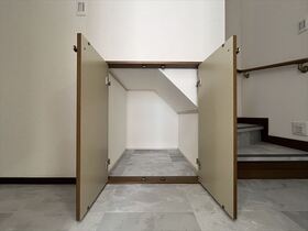 桑名市大字東方字掛越　中古一戸建て