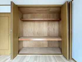 桑名市赤尾台8丁目　中古一戸建て