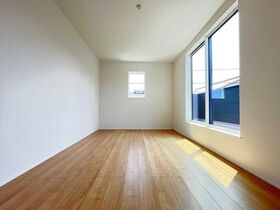 リナージュ四日市京町　第1期　全2棟　2号棟　新築一戸建て