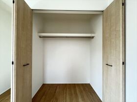 リナージュ四日市京町　第1期　全2棟　2号棟　新築一戸建て