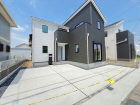 リナージュ四日市京町　第1期　全2棟　2号棟　新築一戸建て