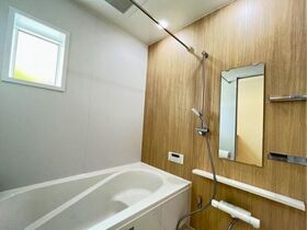 リナージュ四日市京町　第1期　全2棟　2号棟　新築一戸建て