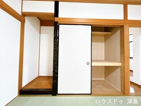 弥富市平島東3丁目　中古一戸建て