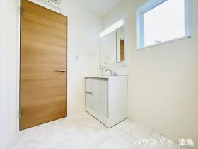 LiveleGardenS津島市永楽町4丁目　全2棟　1号棟　新築一戸建て