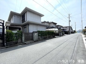 津島市神守町字東高島　中古一戸建て