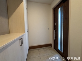 岐阜市祈年町　全1棟　未入居一戸建て