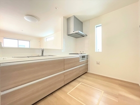 ●名古屋市中川区江松5丁目　中古一戸建て