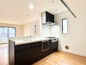 新築戸建　八王子市元八王子町第6　全2棟　A号棟