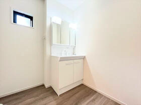 名古屋市熱田区野立町3丁目　全2棟　2号棟　新築一戸建