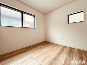 プレサンスアージュ岐阜六条江東　全5棟　2号地　新築一戸建て