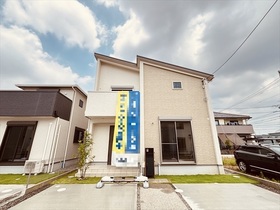 プレサンスアージュ岐阜六条江東　全3棟　3号地　新築一戸建て